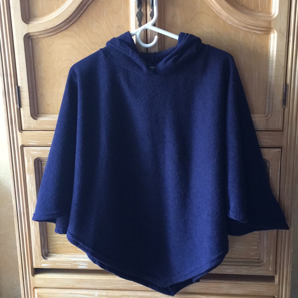 Awesome Wear vintage hooded cape